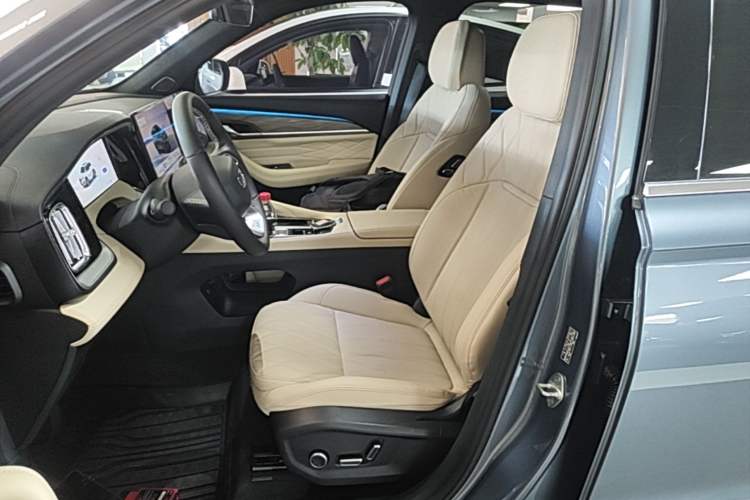 Used Geely Auto Monjaro L 2026 Model Oriental Yao 2.0TD Automatic Lanxing Edition Left Front Seat