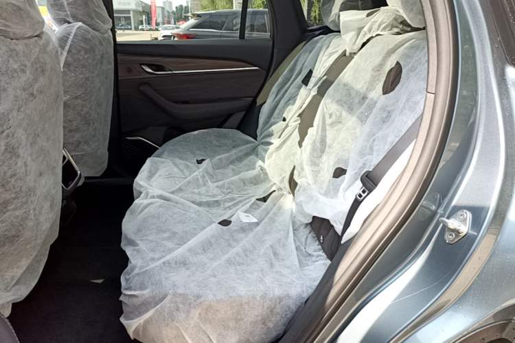Used Geely Auto Monjaro L 2026 Model Oriental Yao 2.0TD Automatic Xiaohan Edition Left Rear Seat