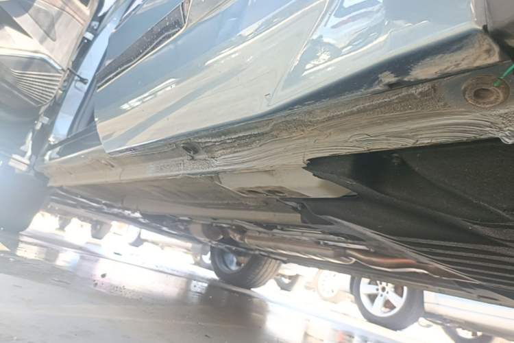 Used Geely Auto Monjaro L 2026 Model Oriental Yao 2.0TD Automatic Wangyue Edition Left Side Sill