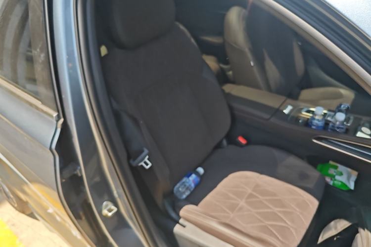 Used Geely Auto Monjaro L 2026 Model Oriental Yao 2.0TD Automatic Wangyue Edition Right Front Seat