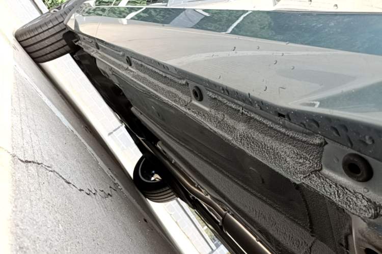 Used Geely Auto Monjaro L 2026 Model Oriental Yao 2.0TD Automatic Xiaohan Edition Right Side Sill