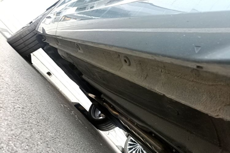 Used Geely Auto Monjaro L 2026 Model Oriental Yao 2.0TD Automatic Wangyue Edition Right Side Sill