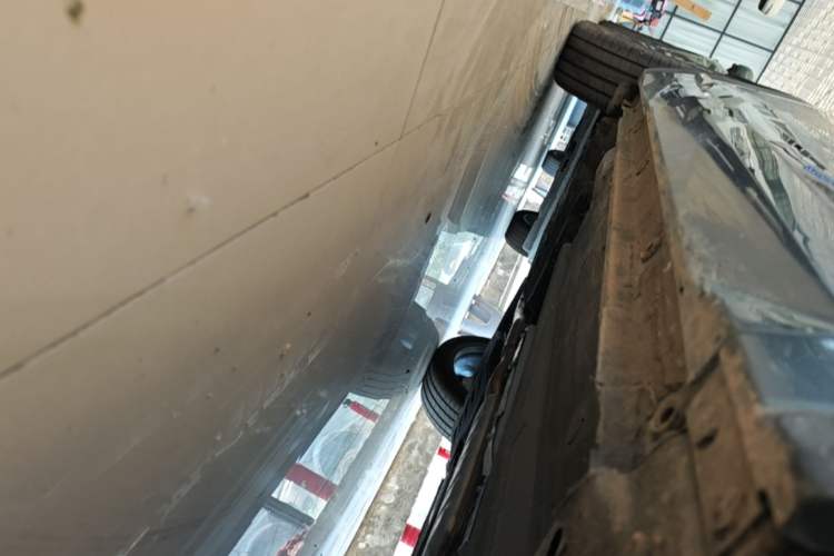 Used Geely Auto Monjaro L 2026 Model Oriental Yao 2.0TD Automatic Wangyue Edition Right Side Sill