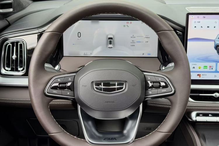 Used Geely Auto Monjaro L 2026 Model Oriental Yao 2.0TD Automatic Wangyue Edition Steering Wheel
