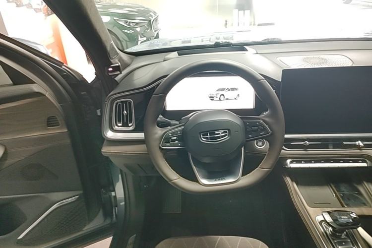 Used Geely Auto Monjaro L 2026 Model Oriental Yao 2.0TD Automatic Wangyue Edition Steering Wheel