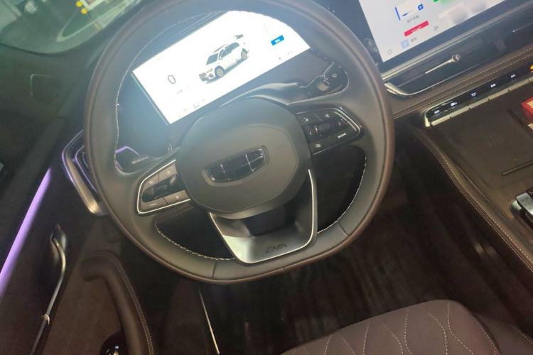 Used Geely Auto Monjaro L 2026 Model Oriental Yao 2.0TD Automatic Xiaohan Edition Steering Wheel