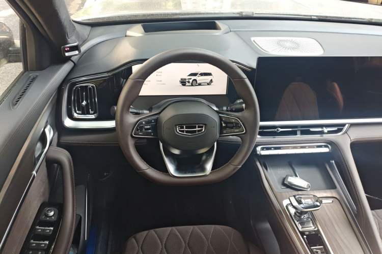 Used Geely Auto Monjaro L 2026 Model Oriental Yao 2.0TD Automatic Wangyue Edition Steering Wheel