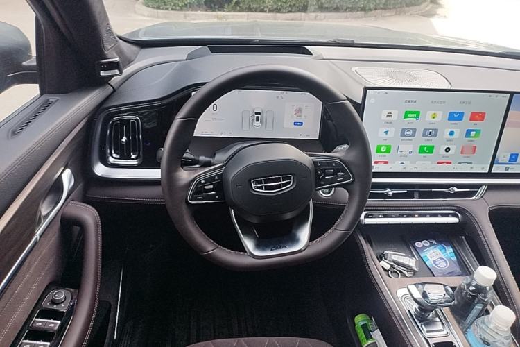 Used Geely Auto Monjaro L 2026 Model Oriental Yao 2.0TD Automatic Wangyue Edition Steering Wheel