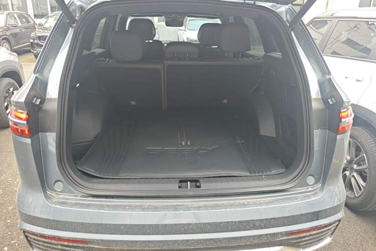Used Geely Auto Monjaro L 2026 Model Oriental Yao 2.0TD Automatic Wangyue Edition Trunk