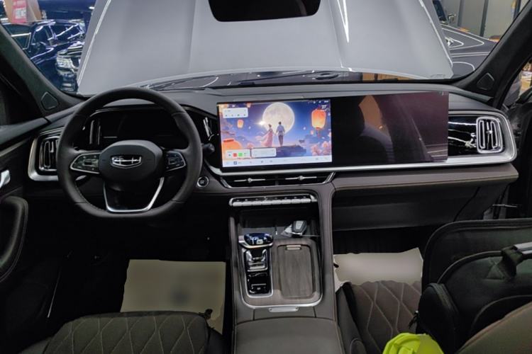 Used Geely Auto Monjaro L 2026 Model Oriental Yao 2.0TD Automatic Lanxing Edition Center Console