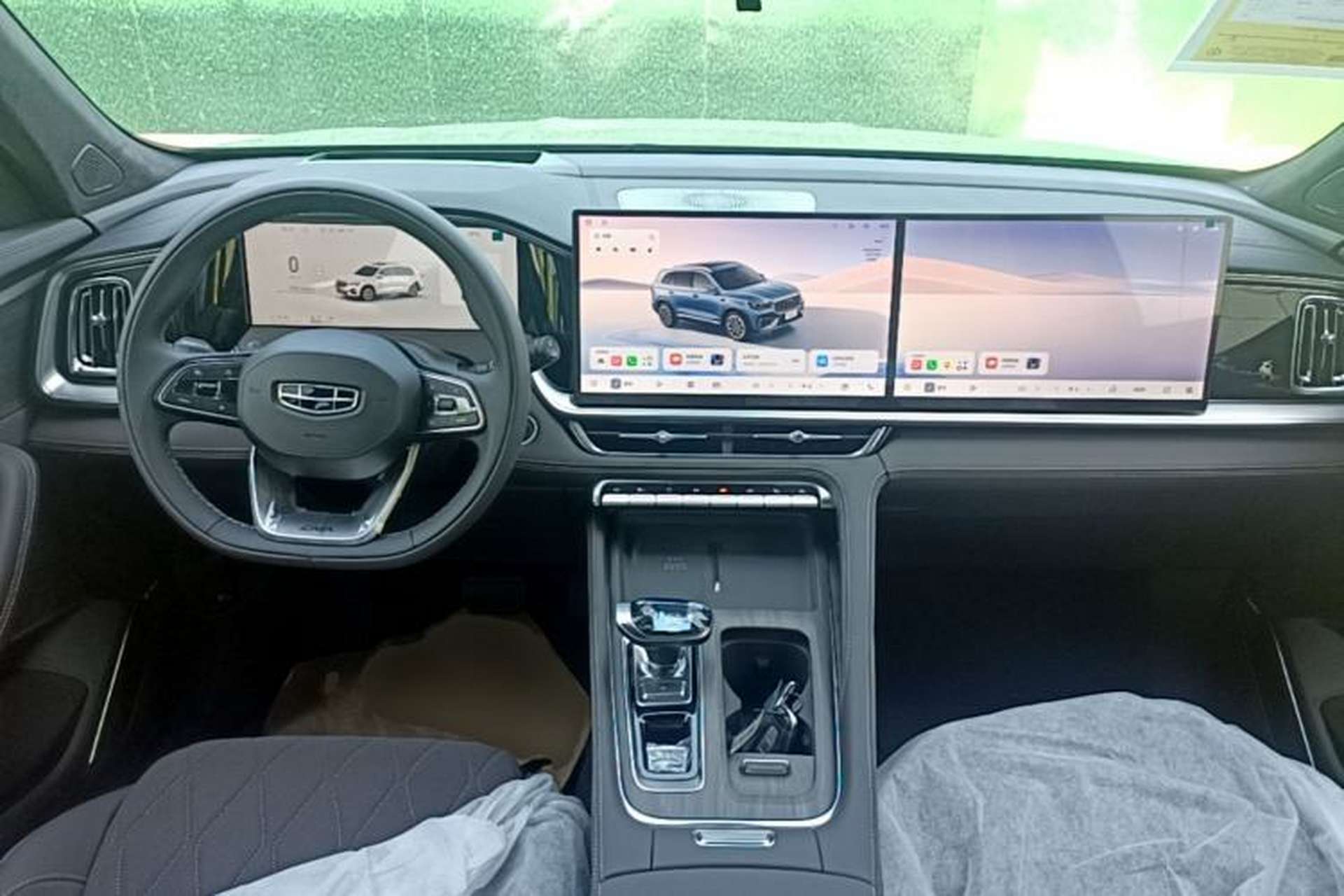 Used Geely Auto Monjaro L 2026 Model Oriental Yao 2.0TD Automatic Xiaohan Edition Center Console