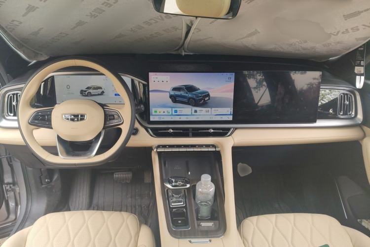 Used Geely Auto Monjaro L 2026 Model Oriental Yao 2.0TD Automatic Xiaohan Edition Center Console