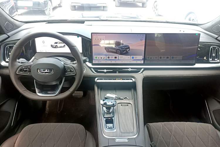 Used Geely Auto Monjaro L 2026 Model Oriental Yao 2.0TD Automatic Lanxing Edition Center Console