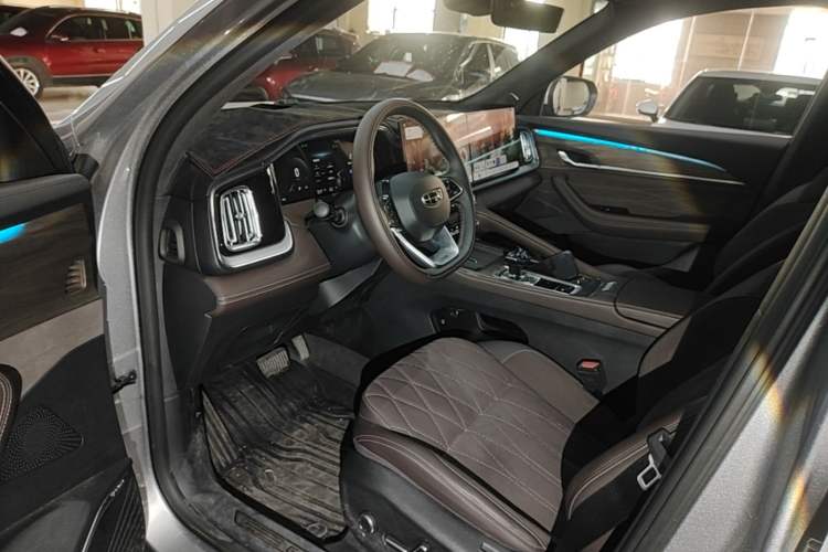 Used Geely Auto Monjaro L 2026 Model Oriental Yao 2.0TD Automatic Xiaohan Edition Driver Seat