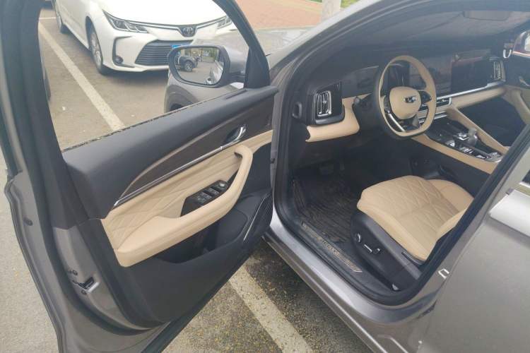 Used Geely Auto Monjaro L 2026 Model Oriental Yao 2.0TD Automatic Xiaohan Edition Driver Seat