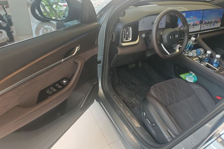 Used Geely Auto Monjaro L 2026 Model Oriental Yao 2.0TD Automatic Wangyue Edition Driver Seat