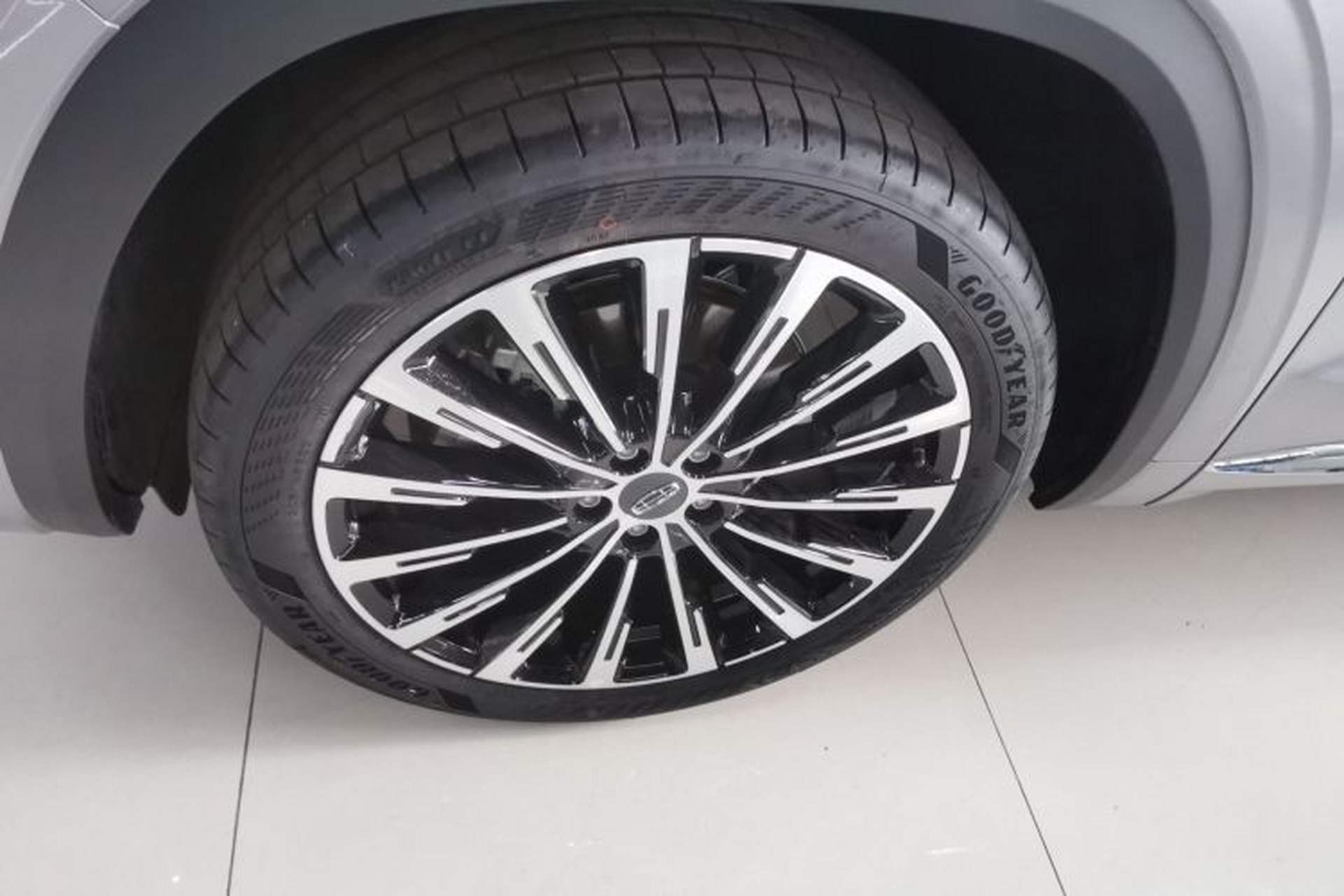 Used Geely Auto Monjaro L 2026 Model Oriental Yao 2.0TD Automatic Lanxing Edition Exterior 7