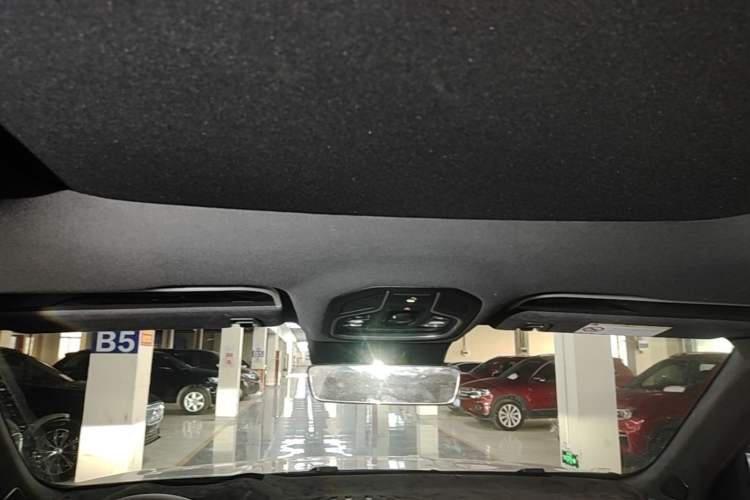 Used Geely Auto Monjaro L 2026 Model Oriental Yao 2.0TD Automatic Xiaohan Edition Headliner