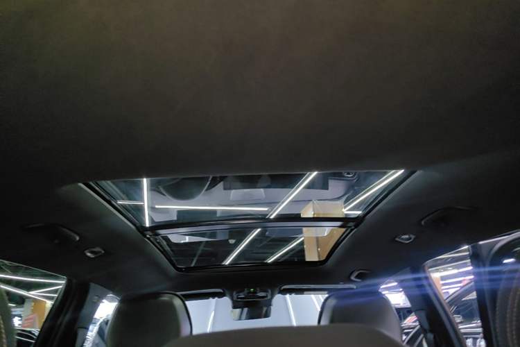 Used Geely Auto Monjaro L 2026 Model Oriental Yao 2.0TD Automatic Lanxing Edition Headliner