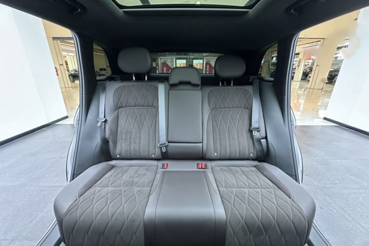 Used Geely Auto Monjaro L 2026 Model Oriental Yao 2.0TD Automatic Lanxing Edition Interior 1