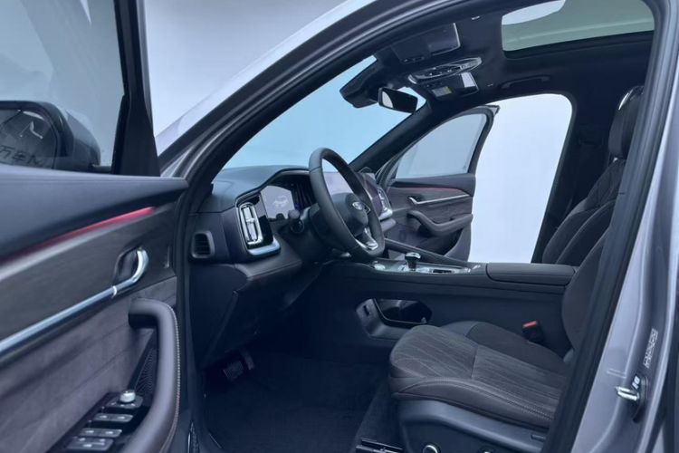 Used Geely Auto Monjaro L 2026 Model Oriental Yao 2.0TD Automatic Lanxing Edition Interior 10