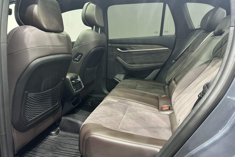 Used Geely Auto Monjaro L 2026 Model Oriental Yao 2.0TD Automatic Wangyue Edition Interior 2