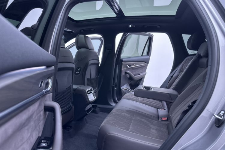 Used Geely Auto Monjaro L 2026 Model Oriental Yao 2.0TD Automatic Lanxing Edition Interior 3