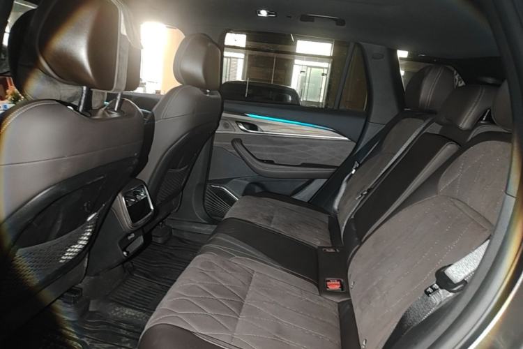 Used Geely Auto Monjaro L 2026 Model Oriental Yao 2.0TD Automatic Xiaohan Edition Left Rear Seat