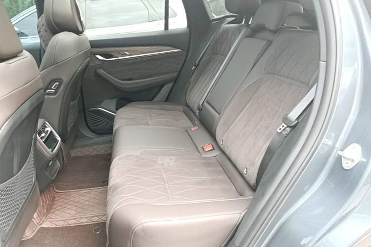 Used Geely Auto Monjaro L 2026 Model Oriental Yao 2.0TD Automatic Lanxing Edition Left Rear Seat