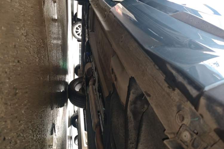 Used Geely Auto Monjaro L 2026 Model Oriental Yao 2.0TD Automatic Wangyue Edition Left Side Sill