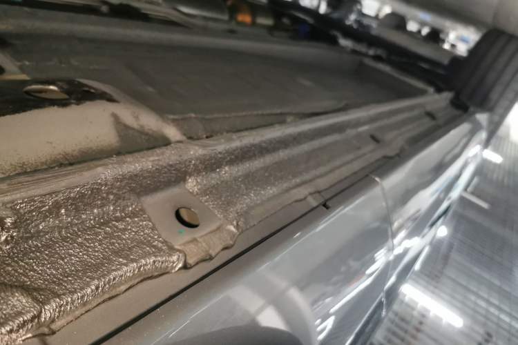 Used Geely Auto Monjaro L 2026 Model Oriental Yao 2.0TD Automatic Lanxing Edition Left Side Sill