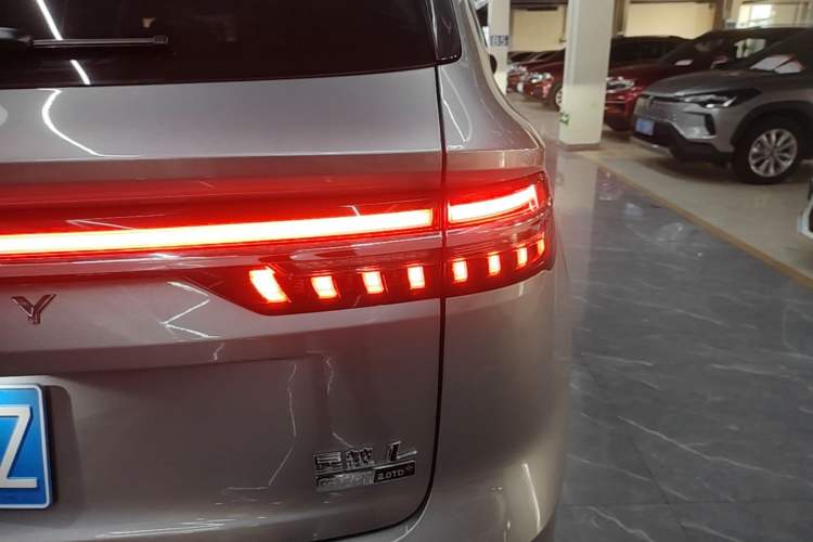Used Geely Auto Monjaro L 2026 Model Oriental Yao 2.0TD Automatic Xiaohan Edition Right Rear Taillight