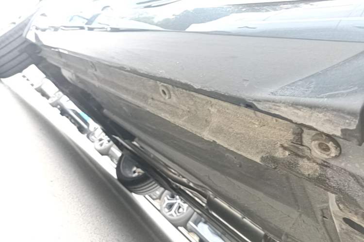 Used Geely Auto Monjaro L 2026 Model Oriental Yao 2.0TD Automatic Lanxing Edition Right Side Sill
