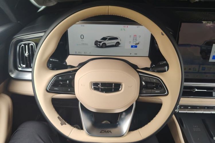 Used Geely Auto Monjaro L 2026 Model Oriental Yao 2.0TD Automatic Xiaohan Edition Steering Wheel