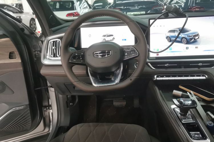 Used Geely Auto Monjaro L 2026 Model Oriental Yao 2.0TD Automatic Lanxing Edition Steering Wheel