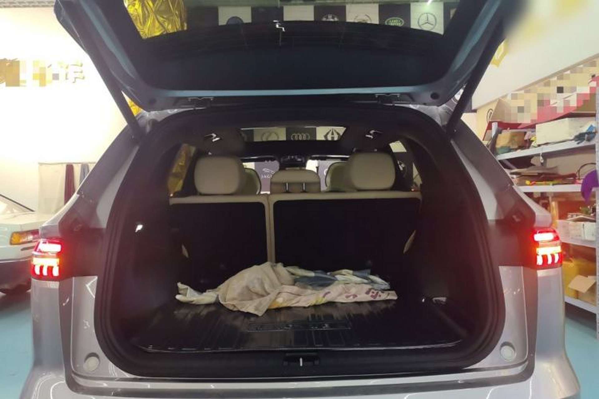 Used Geely Auto Monjaro L 2026 Model Oriental Yao 2.0TD Automatic Lanxing Edition Trunk