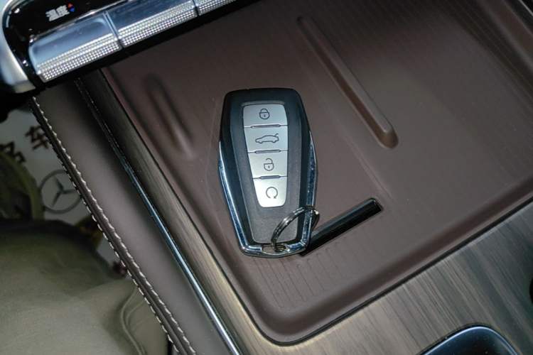 Used Geely Auto Monjaro L 2026 Model Oriental Yao 2.0TD Automatic Lanxing Edition Vehicle Key