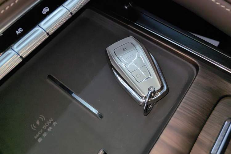 Used Geely Auto Monjaro L 2026 Model Oriental Yao 2.0TD Automatic Lanxing Edition Vehicle Key