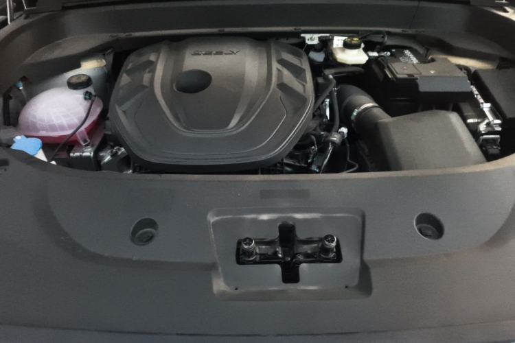Used Geely Auto Monjaro L 2026 Model Oriental Yao 2.0TD Automatic Lanxing Edition Engine Bay