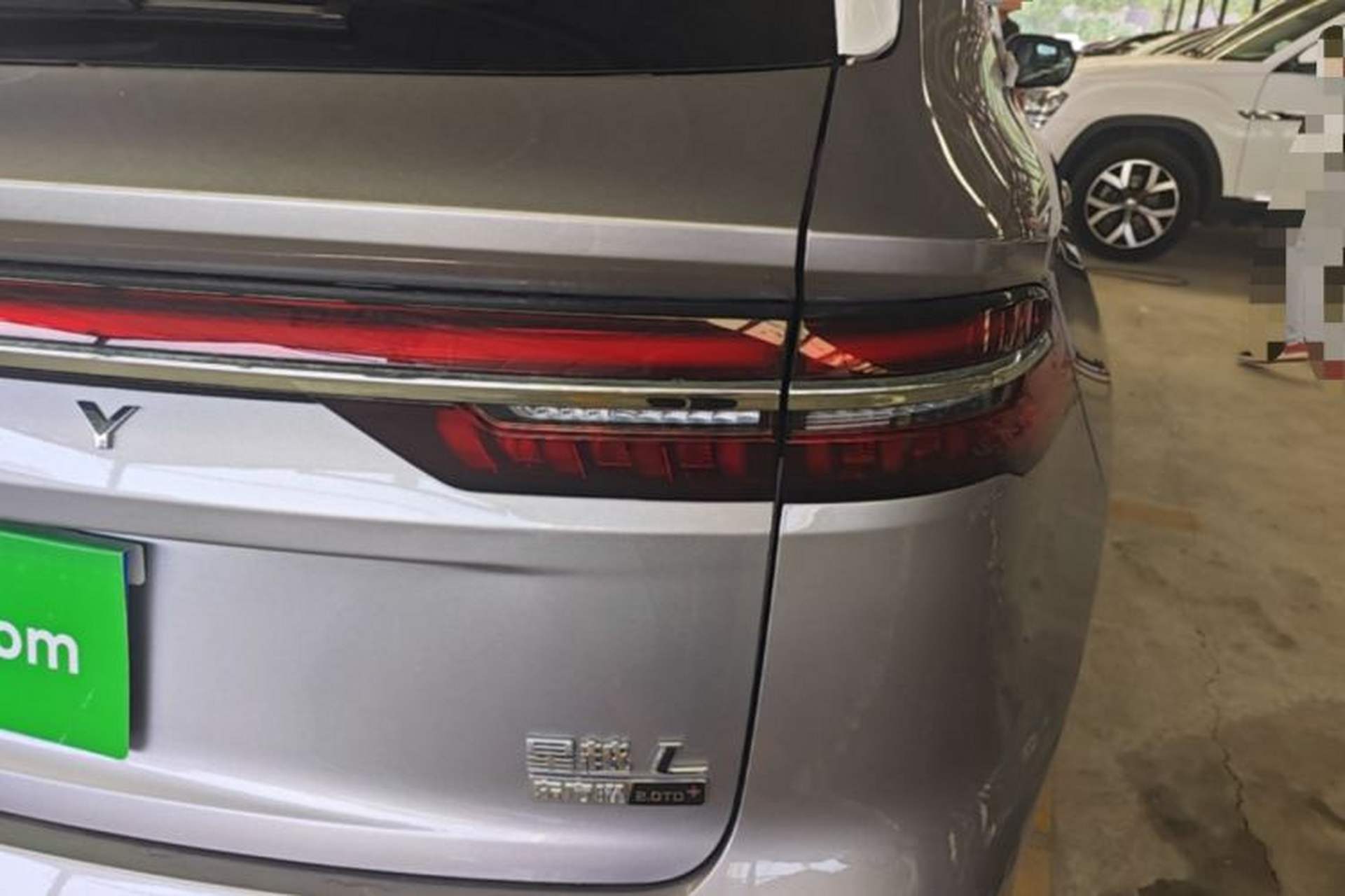 Used Geely Auto Monjaro L 2026 Model Oriental Yao 2.0TD Automatic Lanxing Edition Right Rear Taillight
