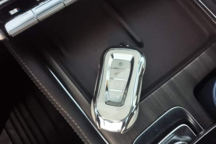 Used Geely Auto Monjaro L 2026 Model Oriental Yao 2.0TD Automatic Lanxing Edition Vehicle Key