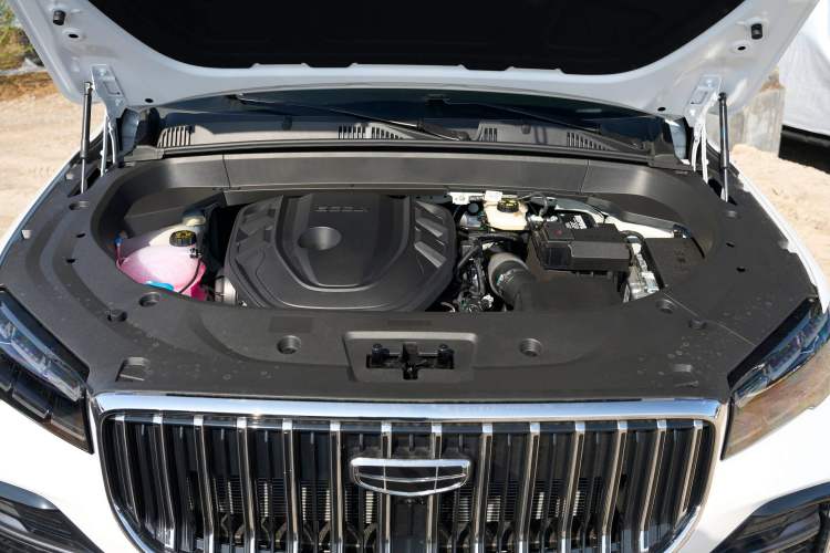 Used Geely Auto Monjaro L 2026 Model Oriental Yao 2.0TD Automatic Xiaohan Edition Engine Bay