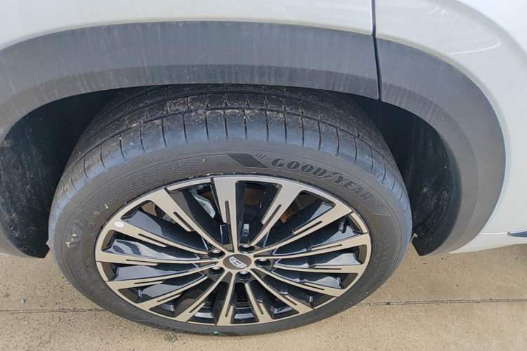 Used Geely Auto Monjaro L 2026 Model Oriental Yao 2.0TD Automatic Xiaohan Edition Exterior 5