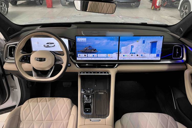 Used Geely Auto Monjaro L 2026 Model Oriental Yao 2.0TD Automatic Xiaohan Edition Interior 1