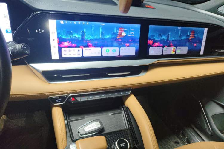 Used Geely Auto Monjaro L Extended Range Electric Version 2022 1.5T DHT Range-Extending Electric Flagship Edition Audio And AC Panel