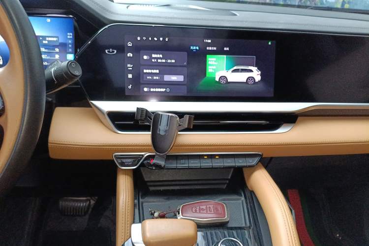 Used Geely Auto Monjaro L Extended Range Electric Version 2022 1.5T DHT Range-Extending Electric Flagship Edition Audio And AC Panel