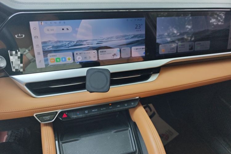 Used Geely Auto Monjaro L Extended Range Electric Version 2022 1.5T DHT Range-Extending Electric Flagship Edition Audio And AC Panel