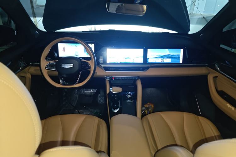 Used Geely Auto Monjaro L Extended Range Electric Version 2022 1.5T DHT Range-Extending Electric Supreme Edition Center Console