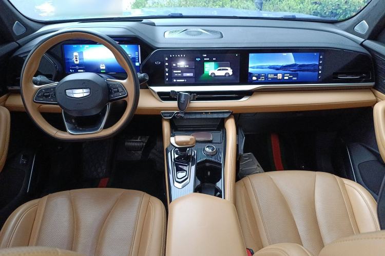 Used Geely Auto Monjaro L Extended Range Electric Version 2022 1.5T DHT Range-Extending Electric Flagship Edition Center Console