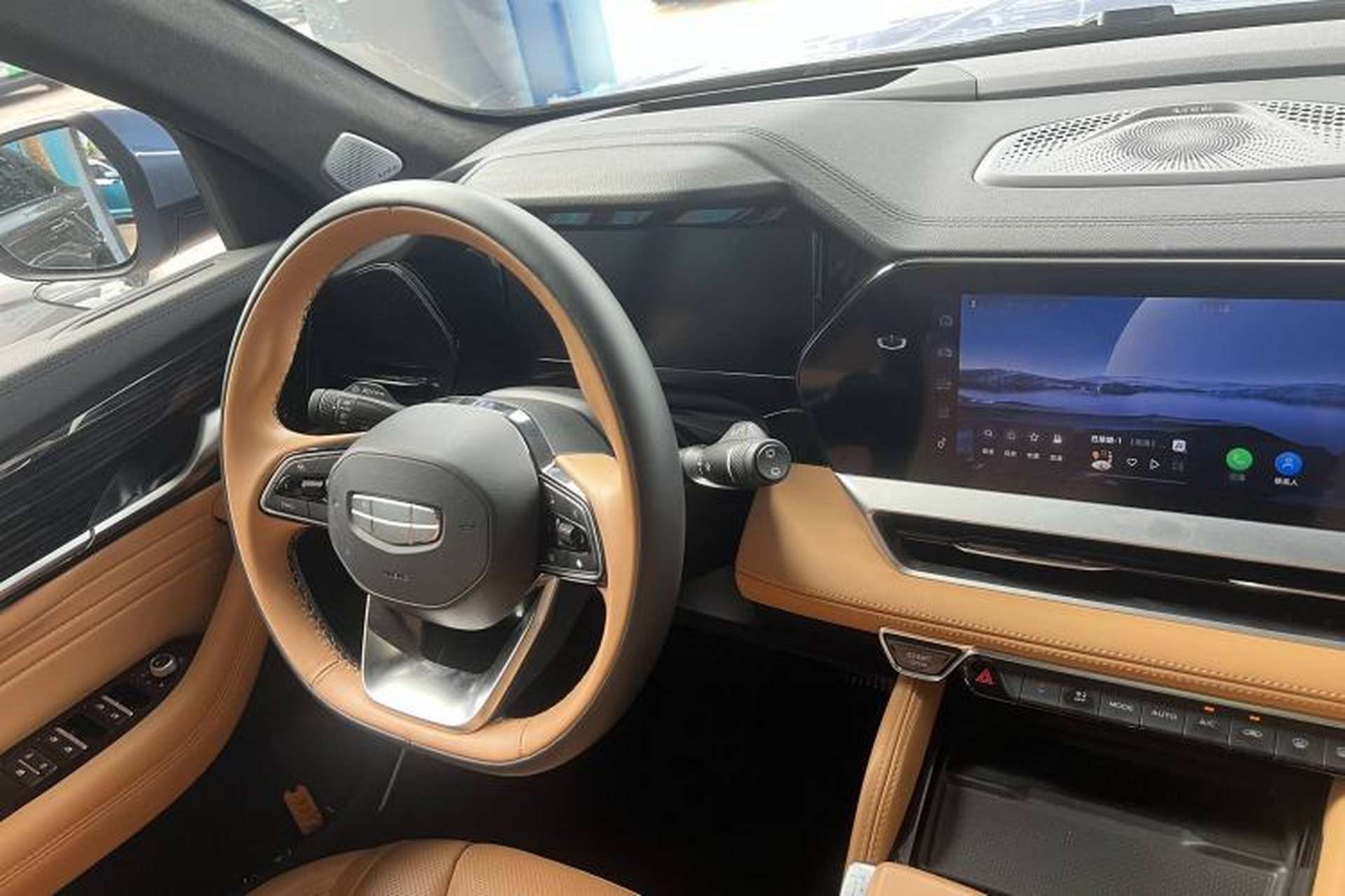 Used Geely Auto Monjaro L Extended Range Electric Version 2022 1.5T DHT Range-Extending Electric Flagship Edition Exterior 6